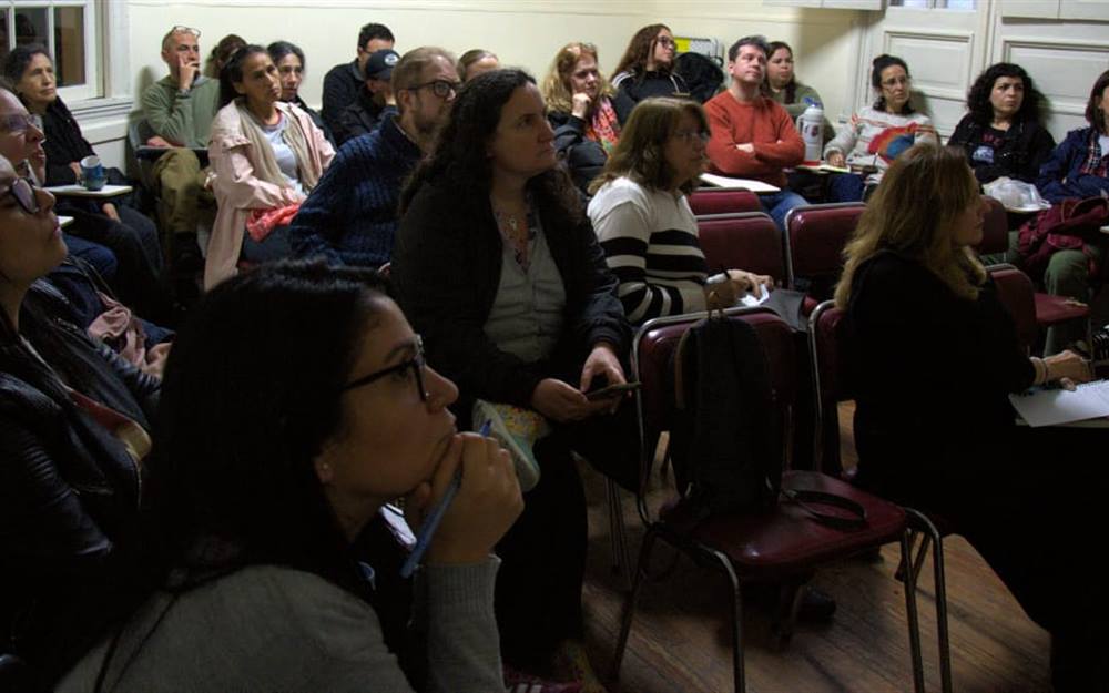 Charla con el Lic/Mg. Cagide, Mart&iacute;n - foto 1